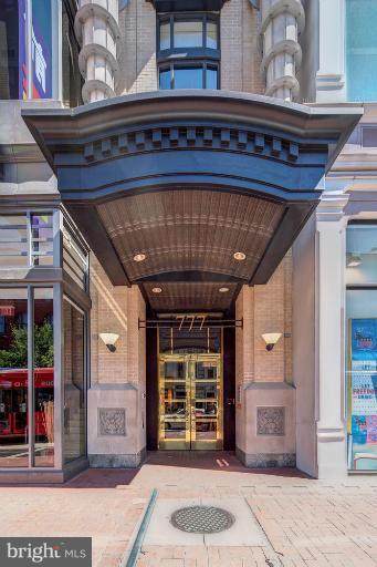 777 7TH Street - Photo 1