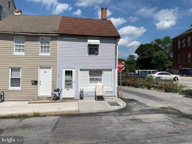 129 Pine Street - Photo 1