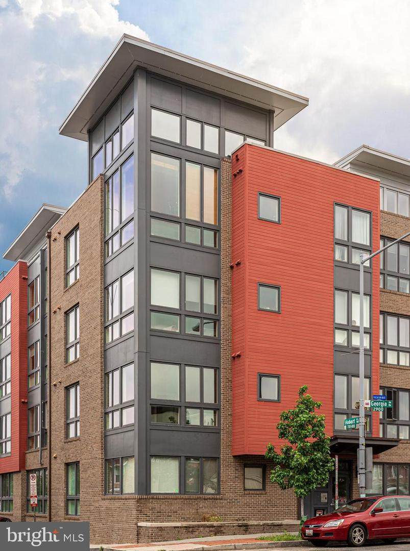 2920 Georgia - Photo 1
