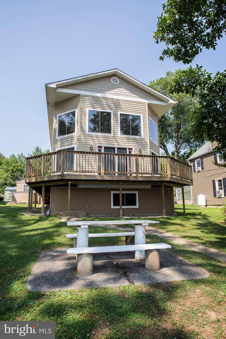 6039 Loreley Beach Road - Photo 1