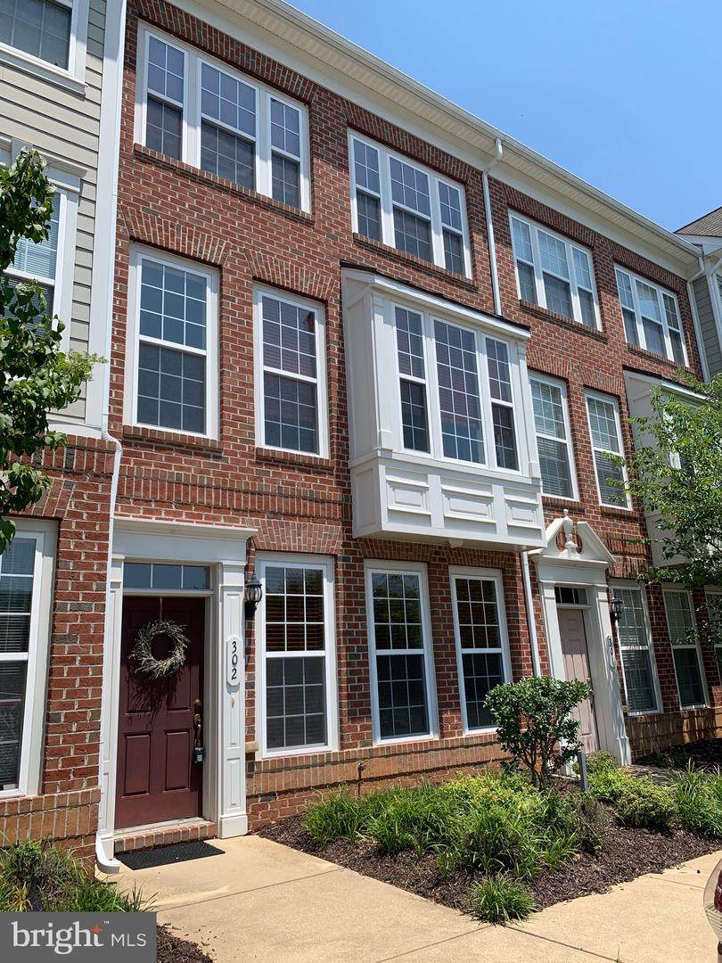 302 Edelen Station Place - Photo 1