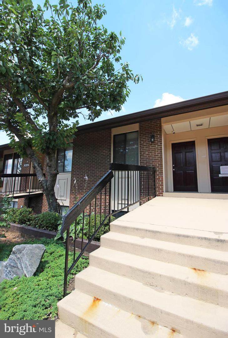 360 Maple Avenue - Photo 1