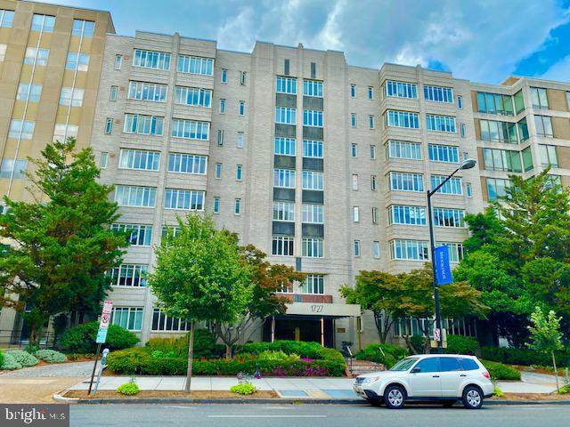 1727 Massachusetts Avenue - Photo 1