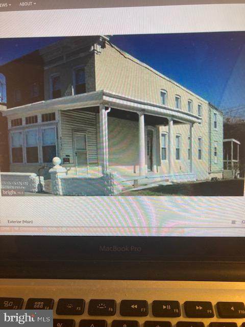 2131 Annapolis Road - Photo 1
