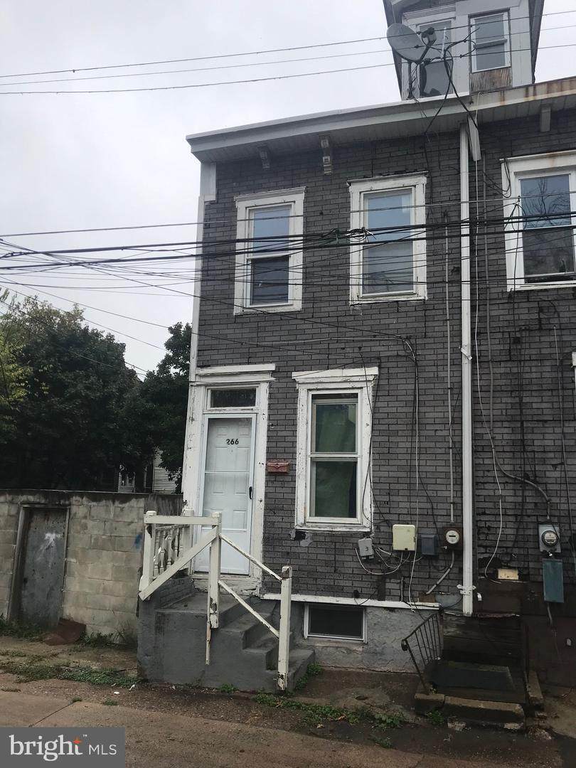 266 Hills Place - Photo 1