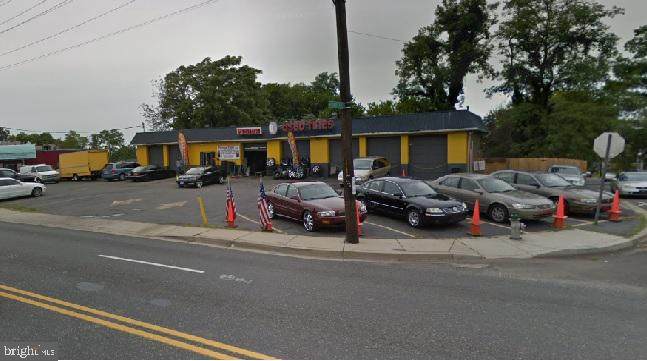 4862 Marlboro Pike - Photo 1