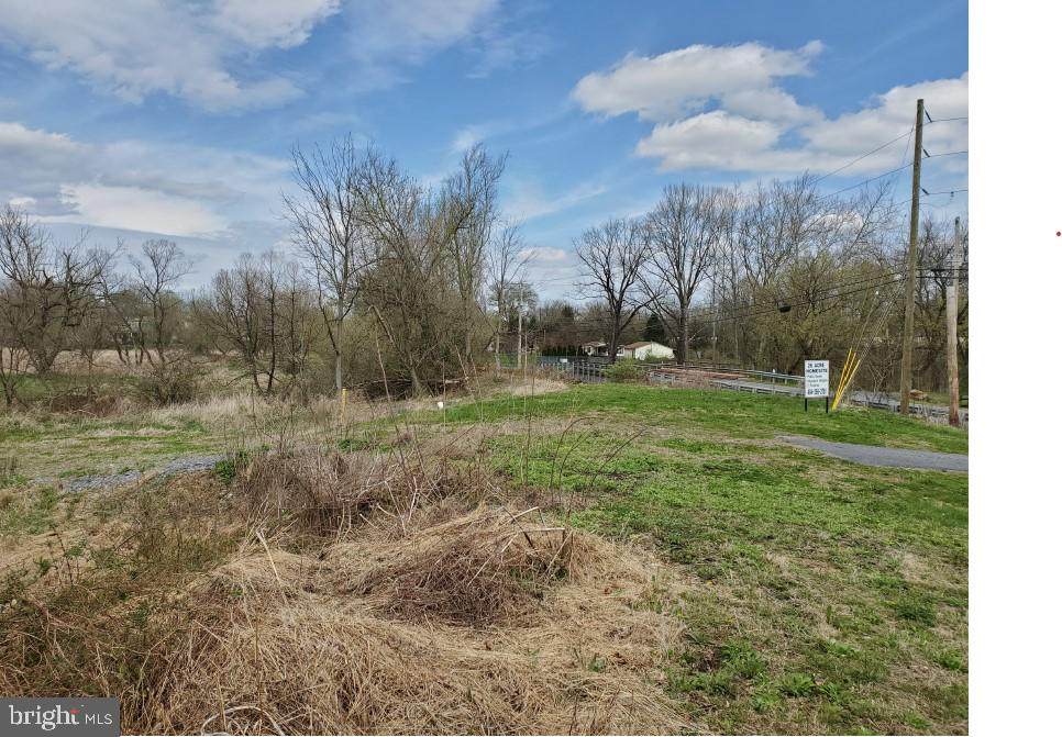 1600 Railroad Road - Photo 1