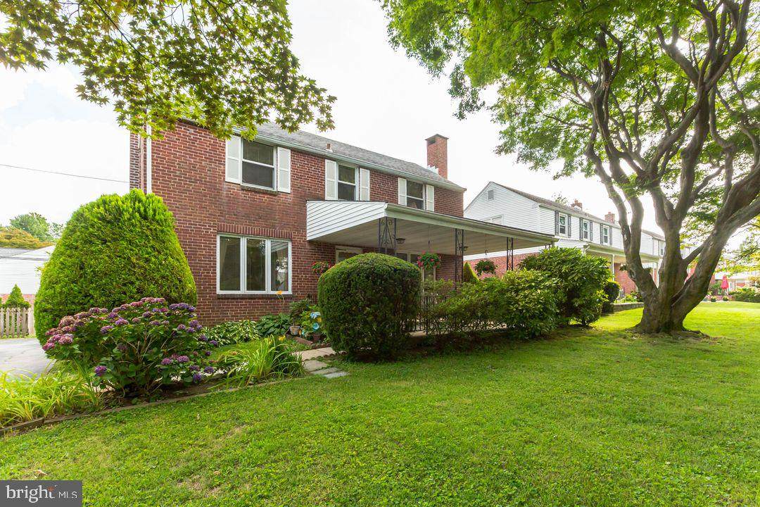 221 Farnham Road - Photo 1