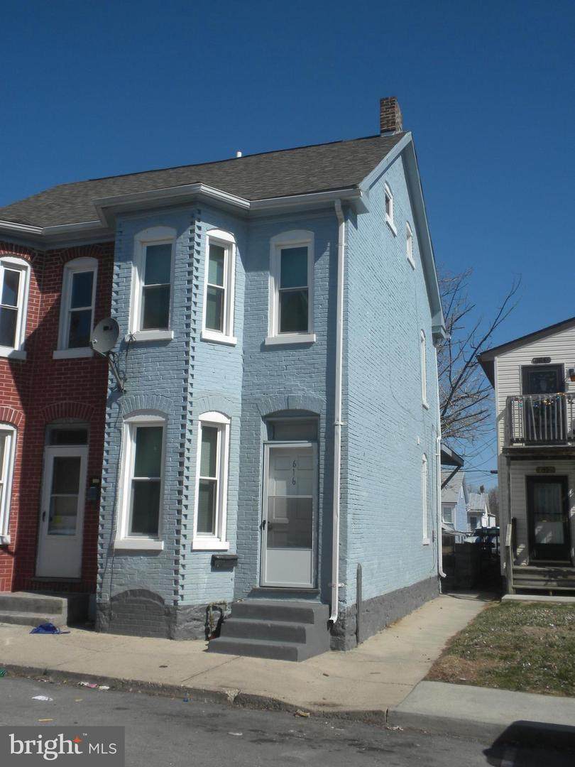 616 George Street - Photo 1