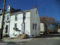 131 Arch Street - Photo 1