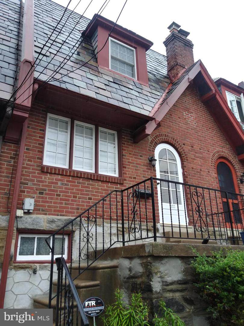 322 Highland Avenue - Photo 1