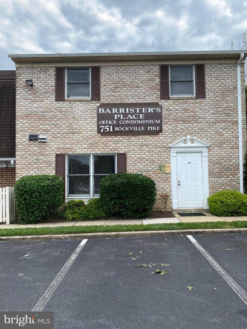 751 Rockville Pike - Photo 1