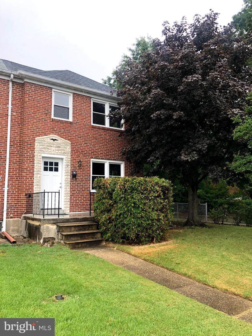 61 Hawthorne Road - Photo 1