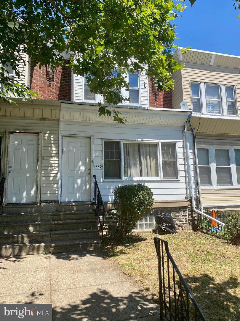 1773 Bridge Street - Photo 1