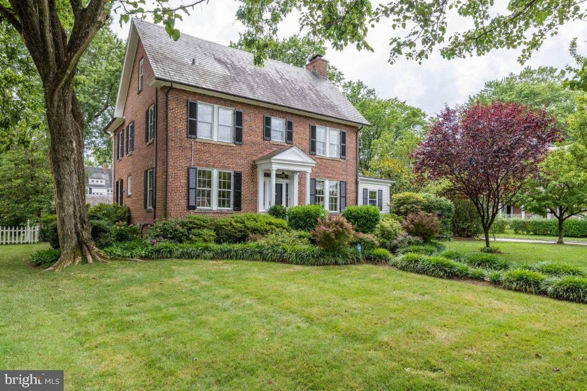 401 Gittings Avenue - Photo 1