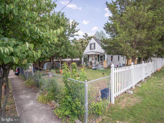 5805 Arnet Street - Photo 1