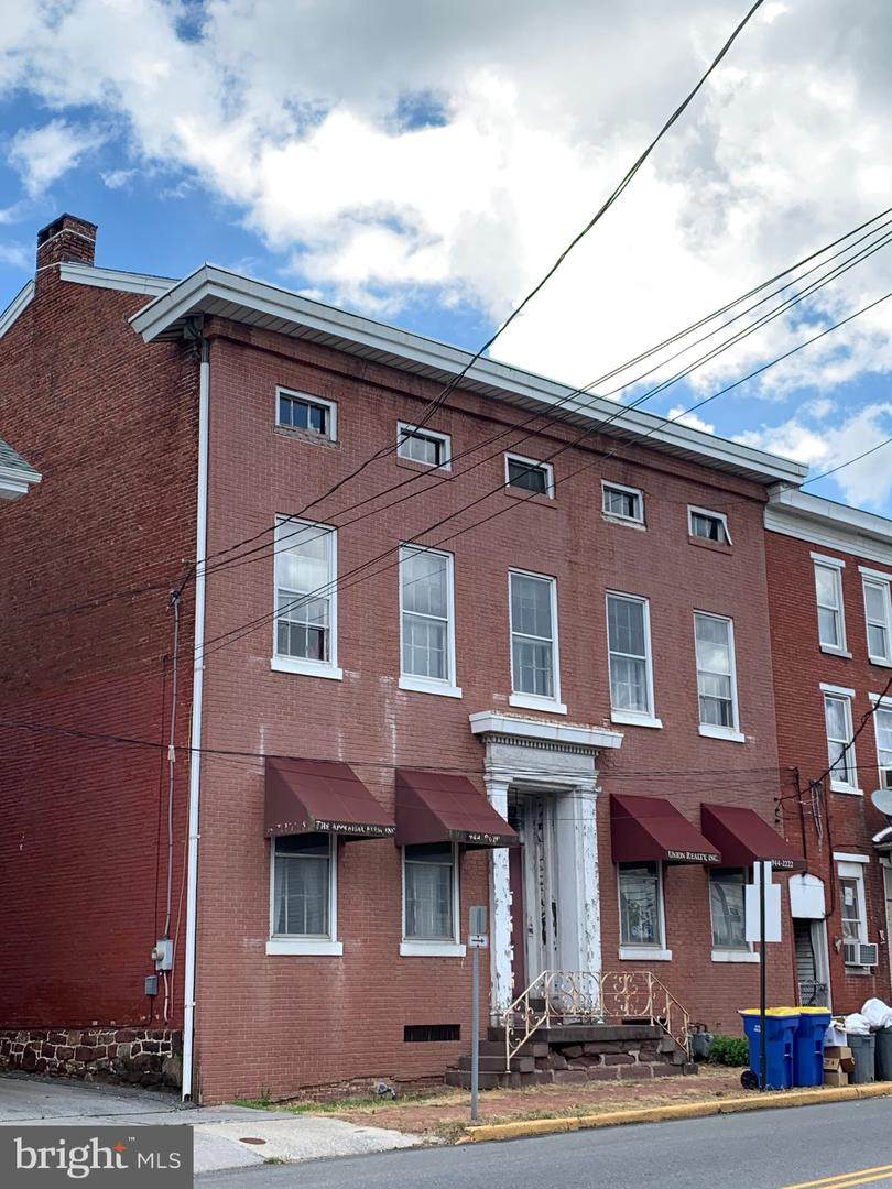 19 Main Street - Photo 1