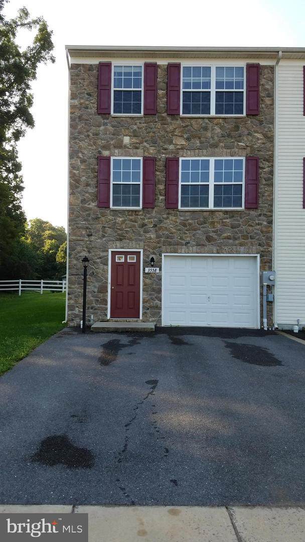 3558 Cedarbrook - Photo 1