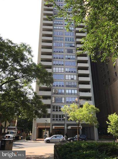 224-30 Rittenhouse Square - Photo 1