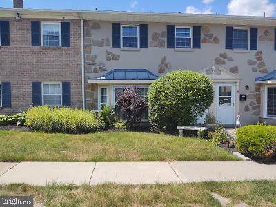 8 Donovan Court - Photo 1