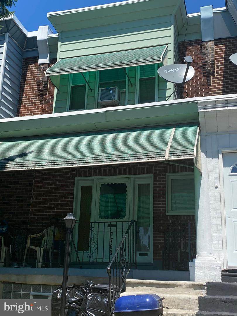 1763 Bridge Street - Photo 1