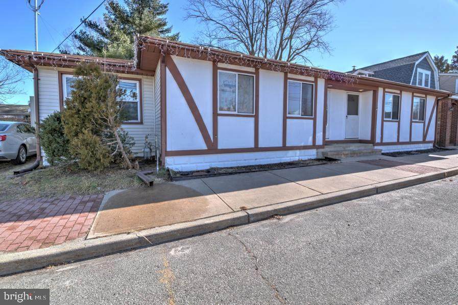 511 Ocean Gate Avenue - Photo 1