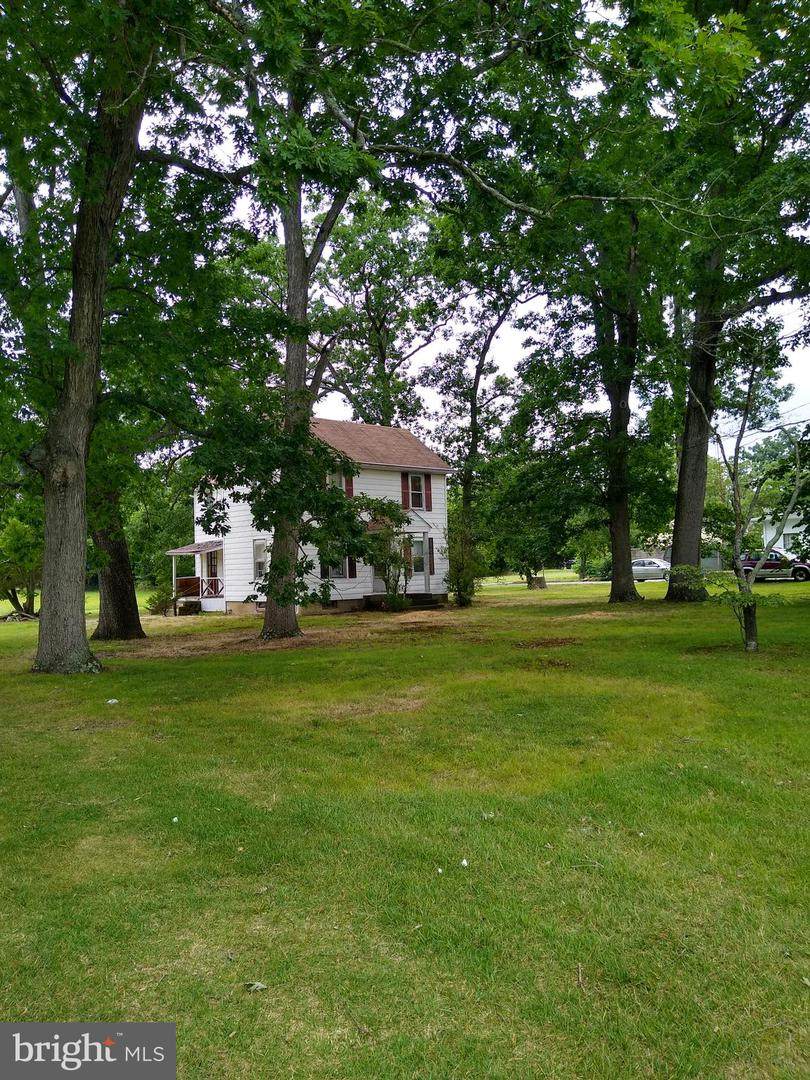 2572 North West Boulevard - Photo 1