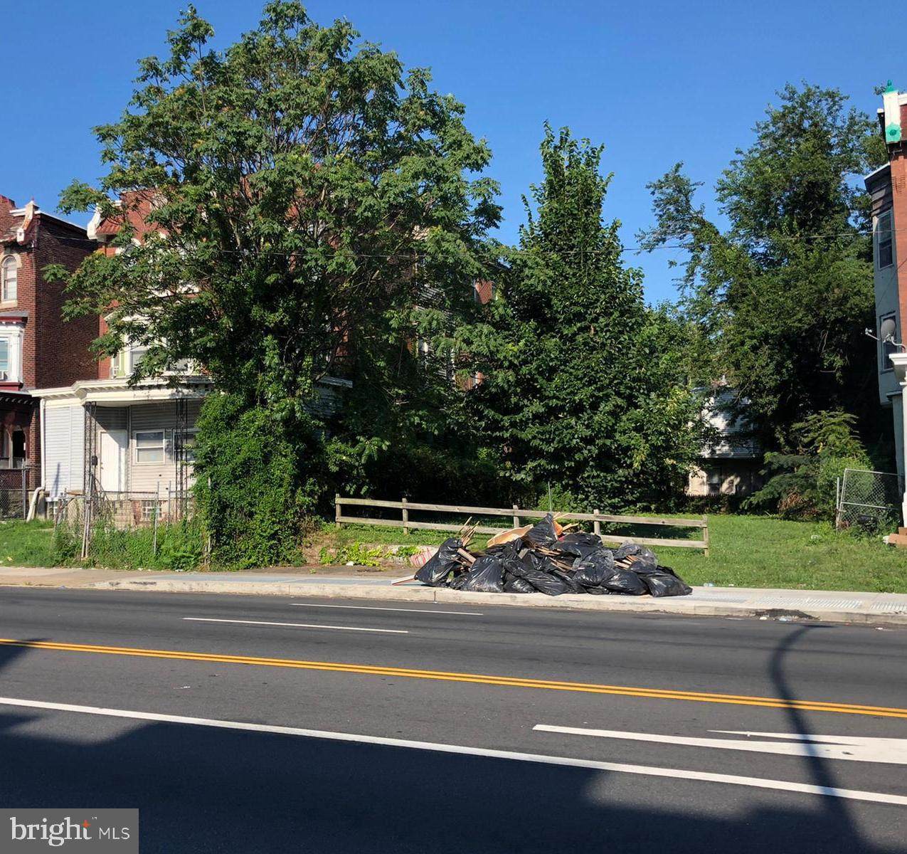 4532 Broad Street - Photo 1