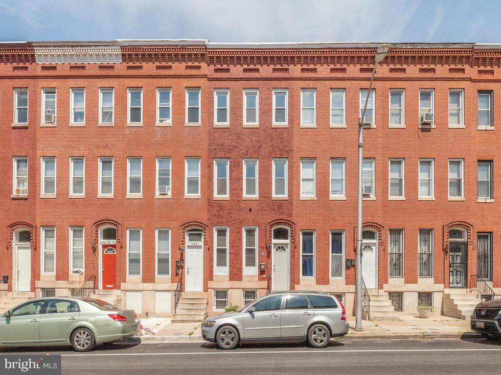 742 Dolphin Street - Photo 1
