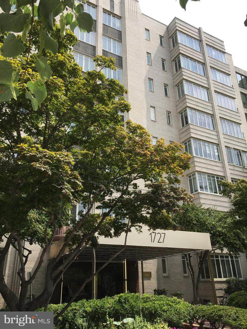 1727 Massachusetts Avenue - Photo 1