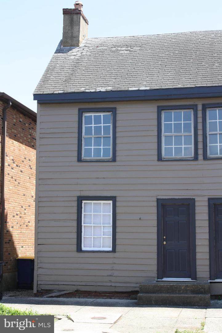 141 A Clinton Street - Photo 1