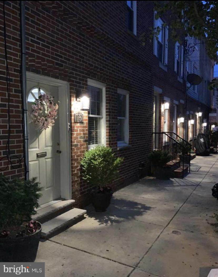 1731 2ND Street - Photo 1