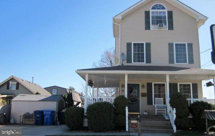 15 Pine Avenue - Photo 1
