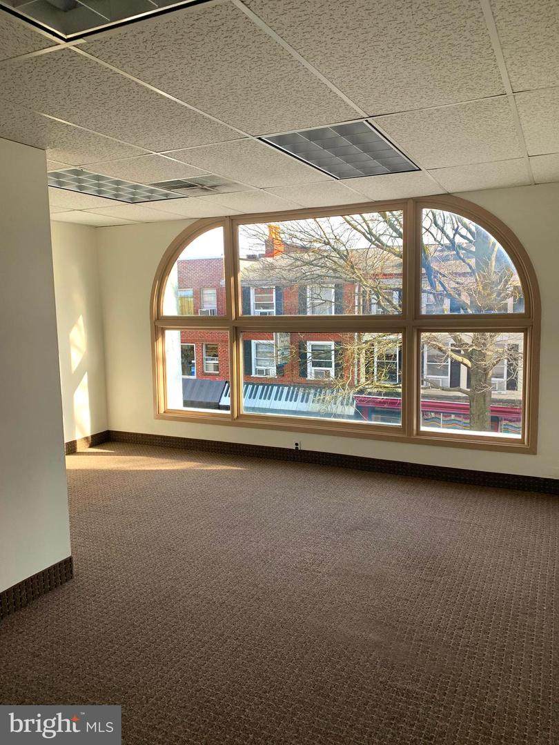117 Gay Street - Photo 1