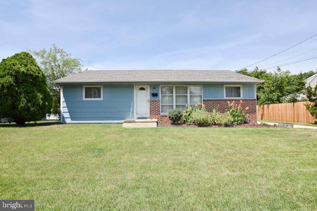 114 Ellis Avenue - Photo 1