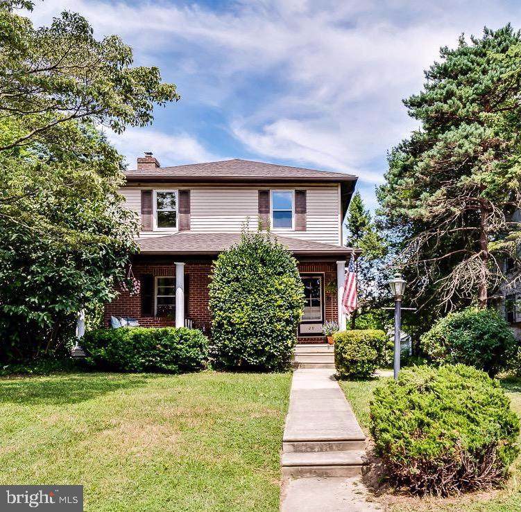 29 Ridley Avenue - Photo 1