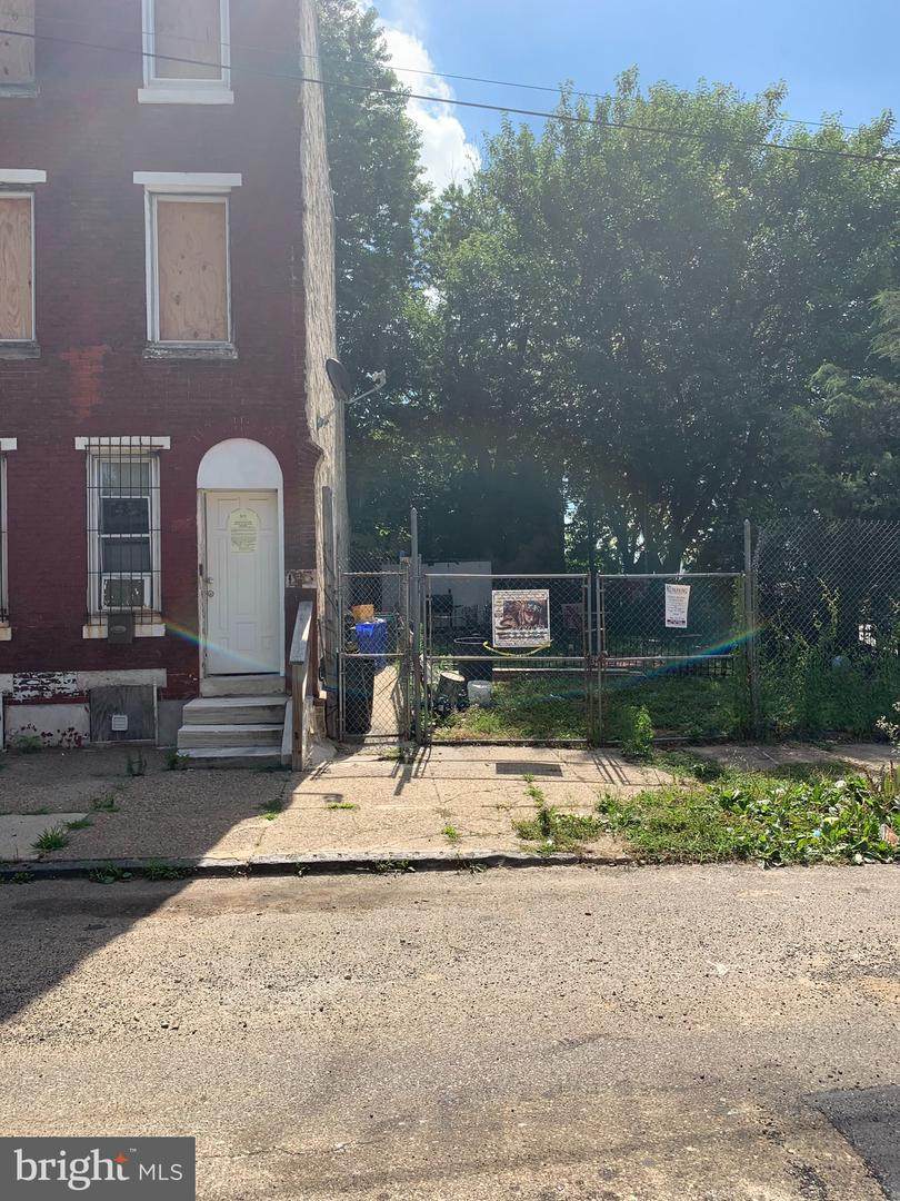2207 Franklin Street - Photo 1
