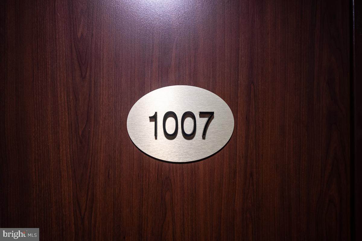 1001 City Avenue - Photo 1