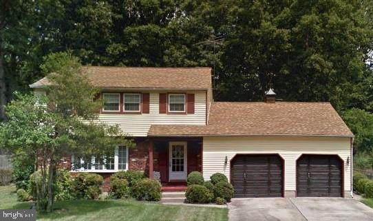 209 Holly Parkway - Photo 1