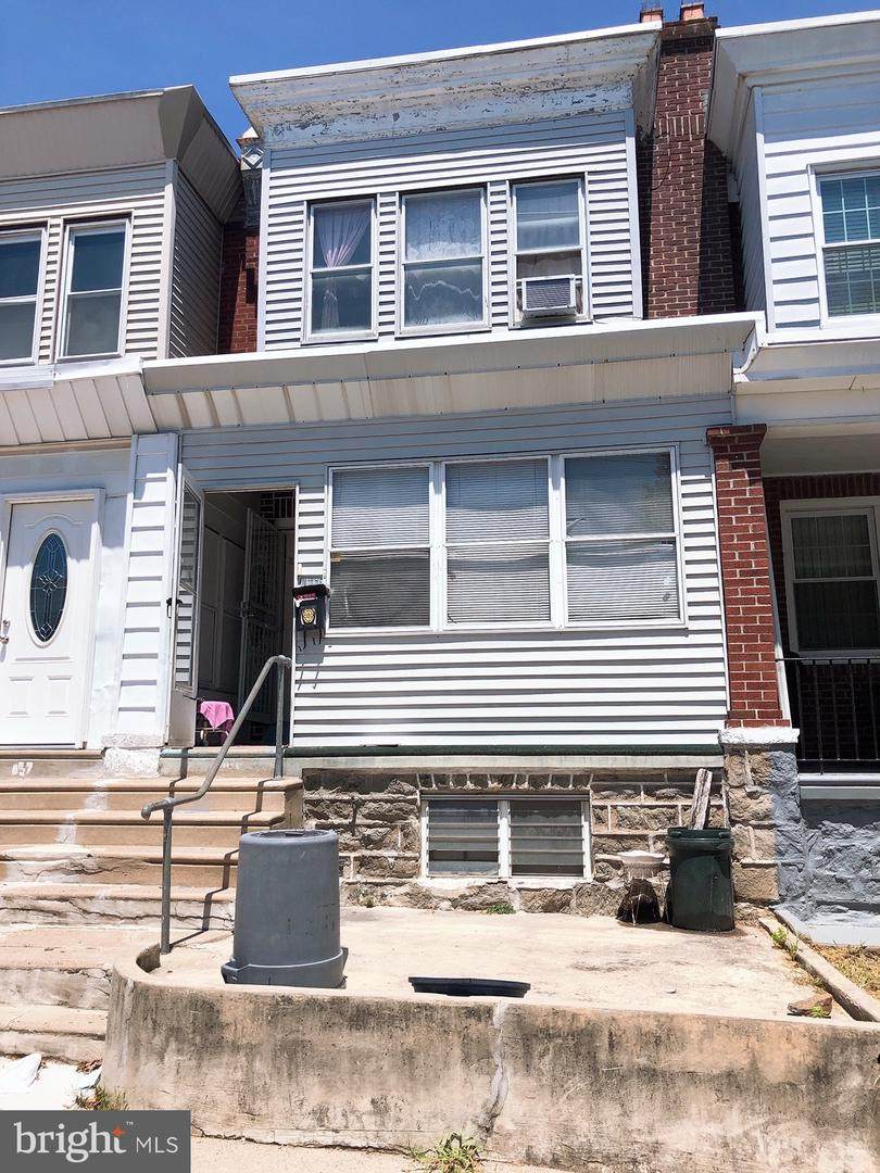 155 Spencer Street - Photo 1