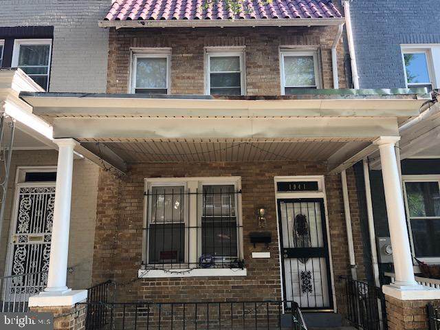 1941 Bennett Place - Photo 1
