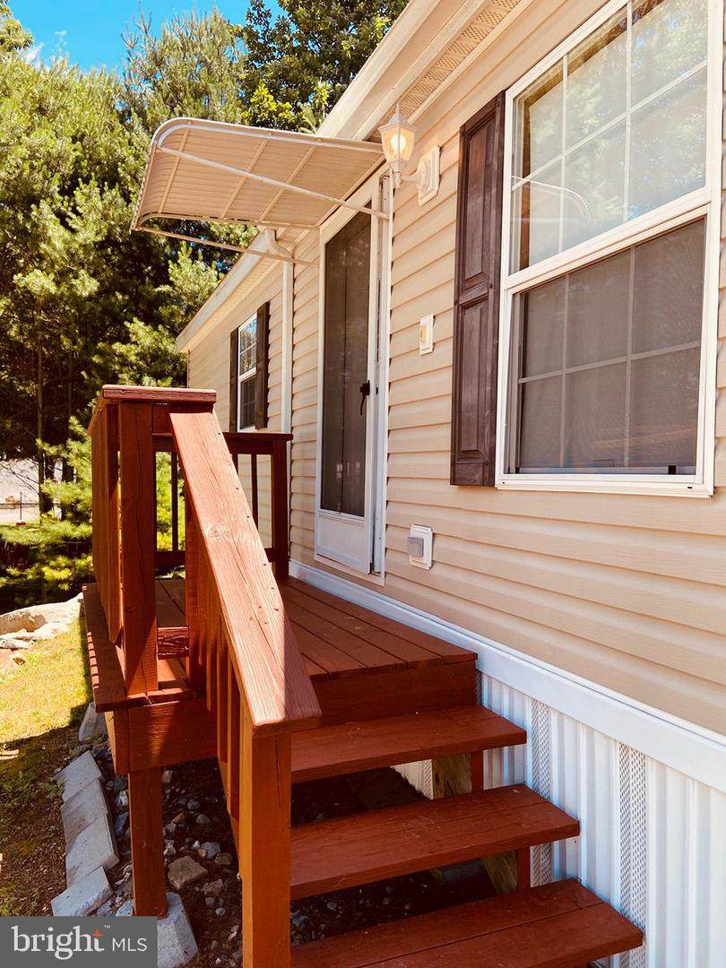229 Hope Drive - Photo 1