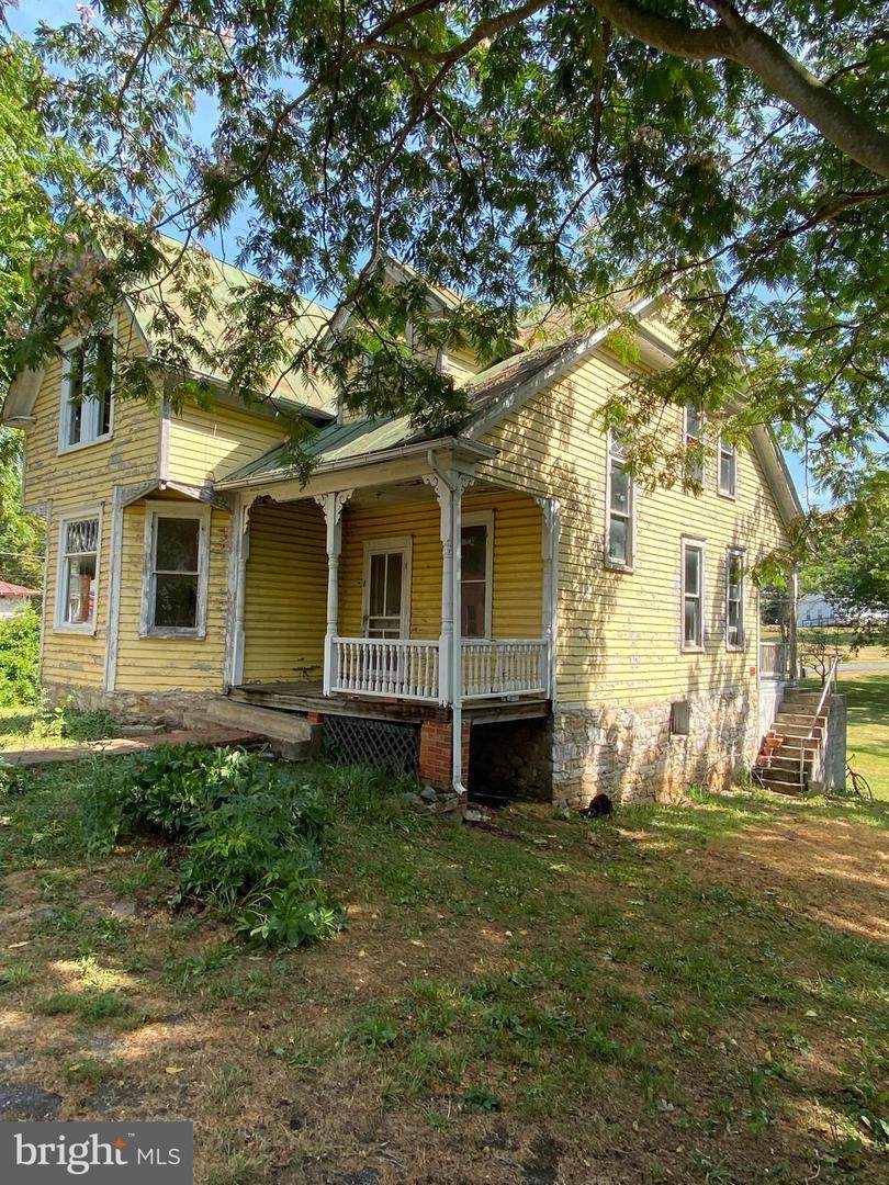 8 Main Street - Photo 1