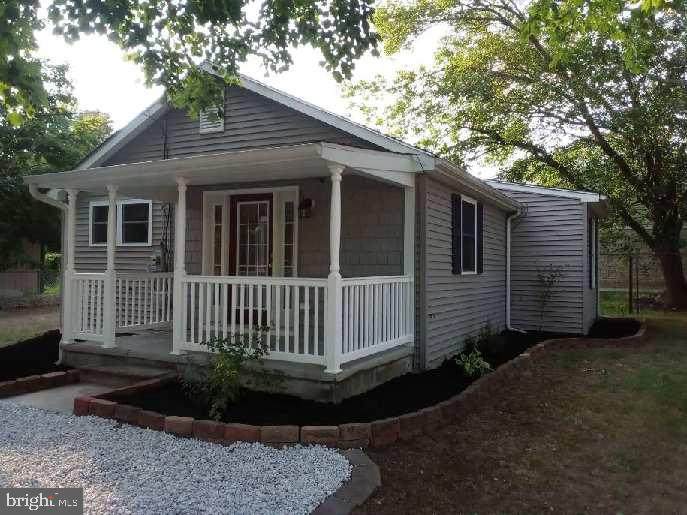 36 Caloris Avenue - Photo 1