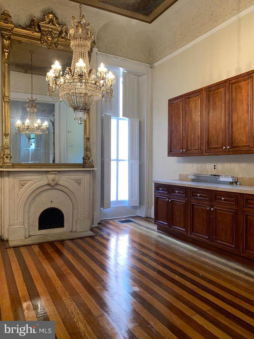 1313 Eutaw Place - Photo 1