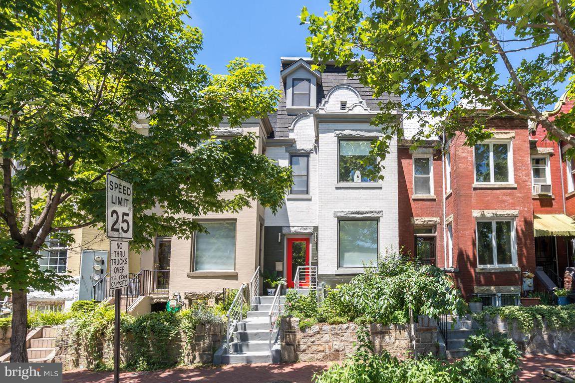 117 T Street - Photo 1
