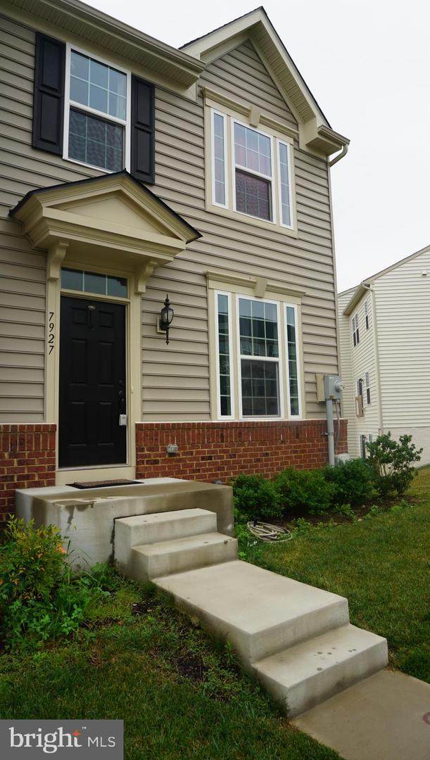 7927 Erinvale Lane - Photo 1
