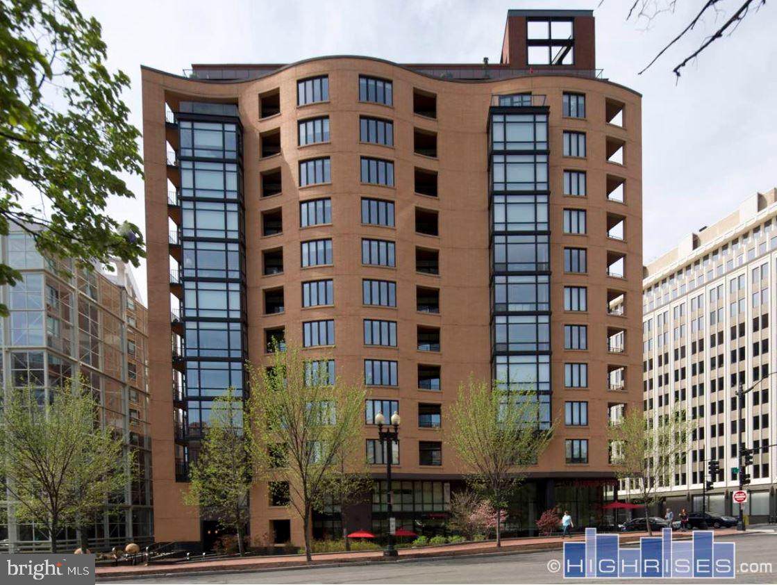 1010 Massachusetts Avenue - Photo 1