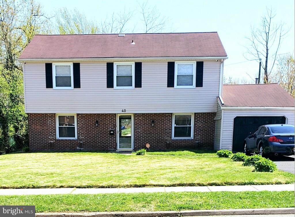 40 Princeton Lane - Photo 1