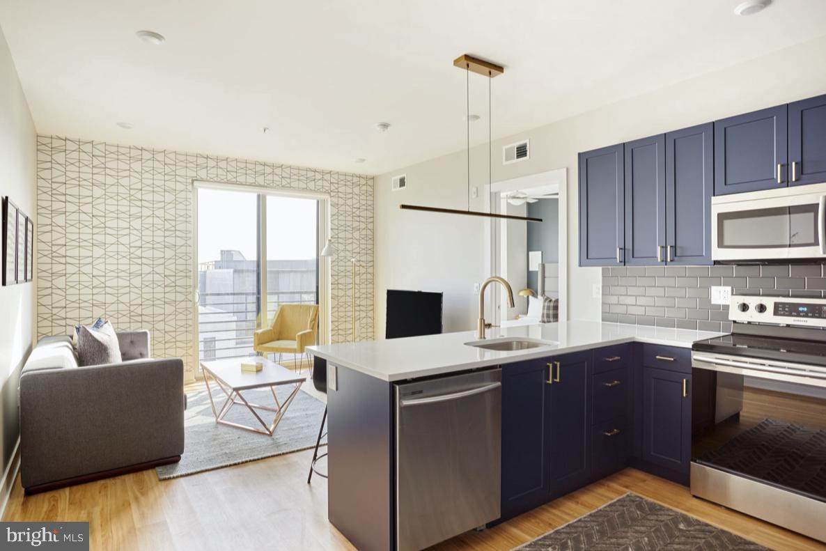 1502 Frankford Avenue - Photo 1